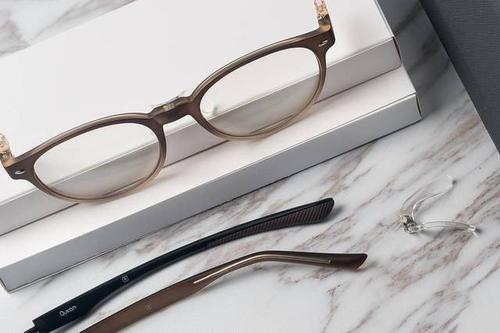 qukan趣看防蓝光时尚眼镜的镜片来自全球知名镜片制造商日本hoya的